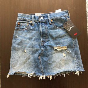 Levi's High-Rise Skirt Size 26 NWT!